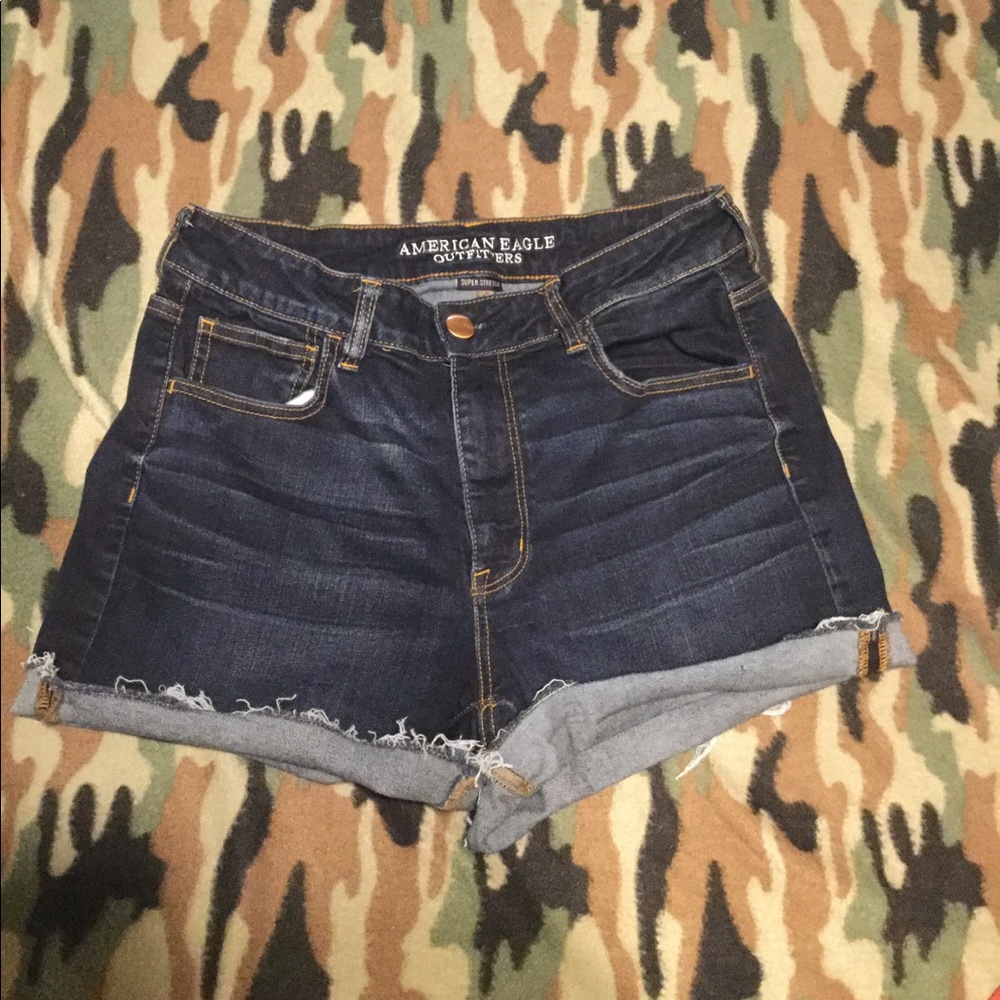 AEO super stretch high rise shorties size 14
